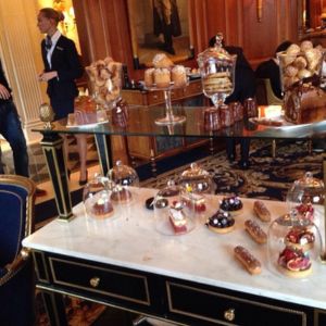 Switzerland Best Places-Le Bar des Bergues